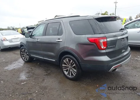 2016 Ford Explorer Platinum z USA, uszkodzony, nr VIN 1FM5K8HT2GGC10349